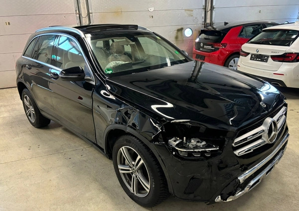 Mercedes-Benz GLC cena 89900 przebieg: 36900, rok produkcji 2020 z Rychwał małe 352